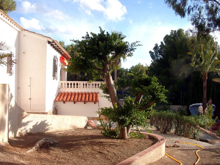 2014 11 03 haupthaus seite  768x576