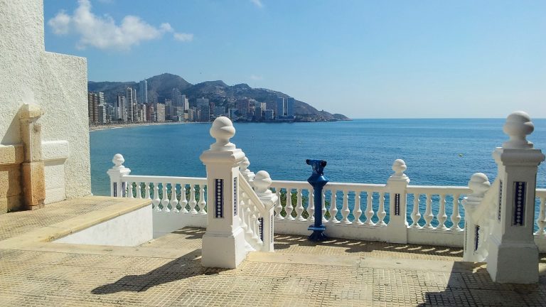 benidorm 2081734 1280 1 768x432