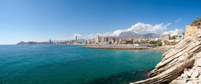 benidorm 470744 1280 1 768x322